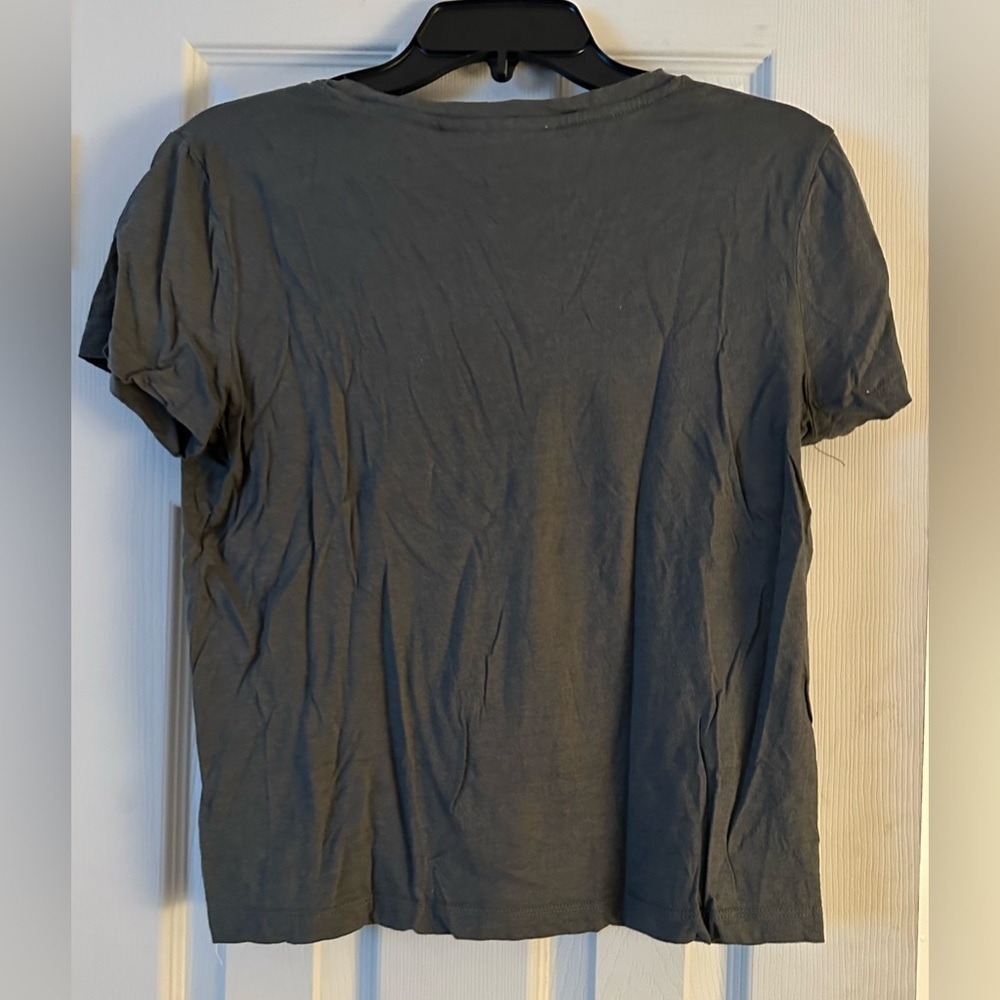 Dkny Tee - Picture 4 of 4